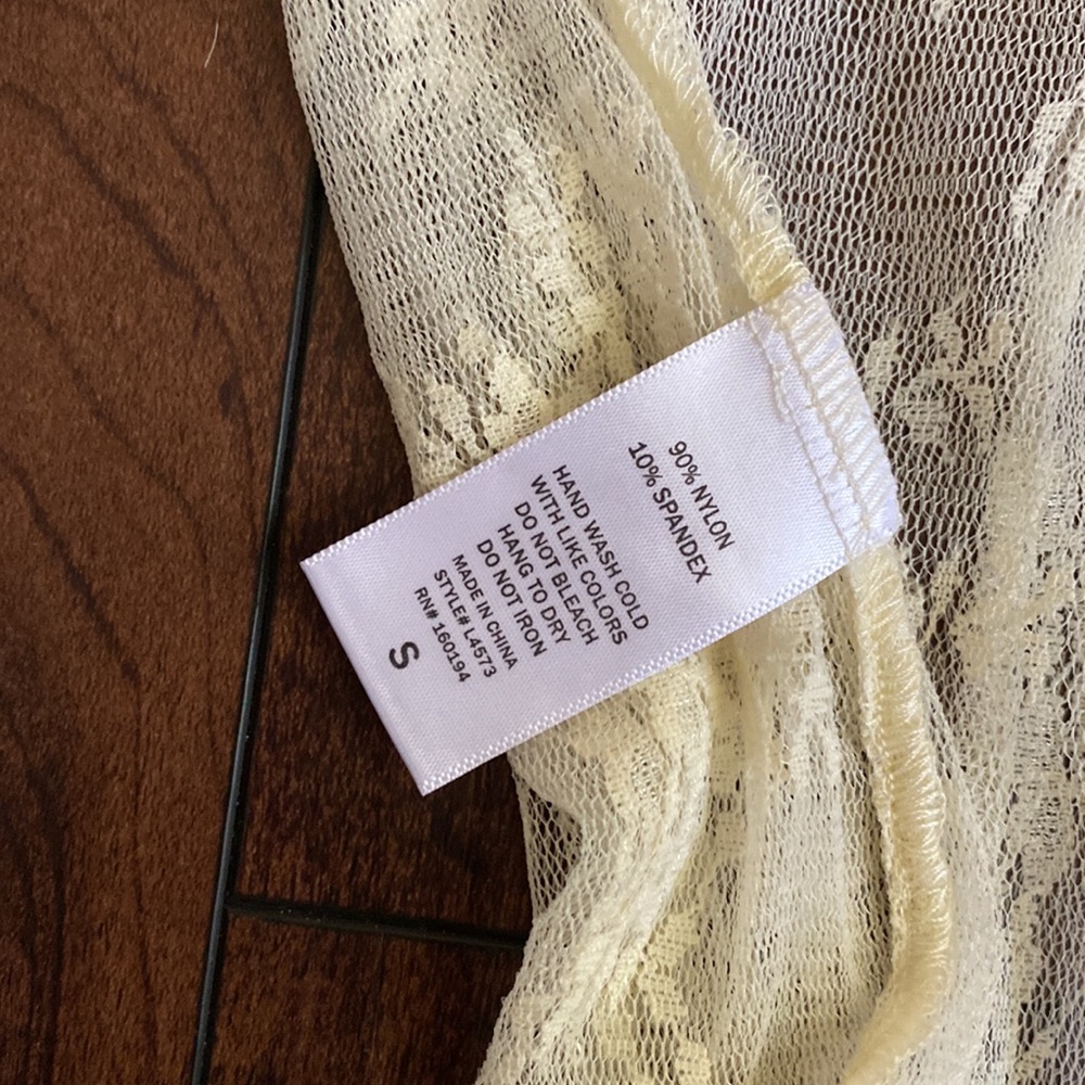 Sheer Lace Top - Picture 3 of 3